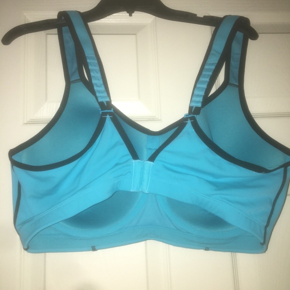Sports bra - Picture 2 of 4